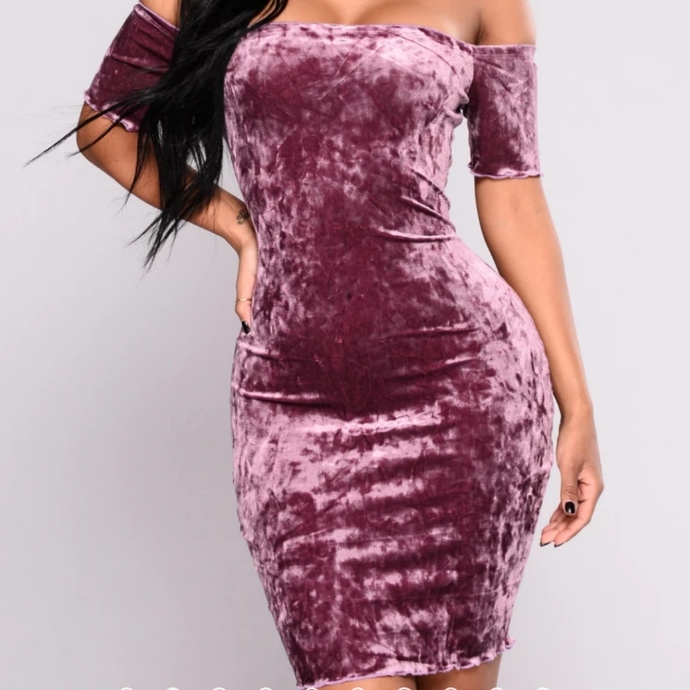 Off shoulder Velvet Dress